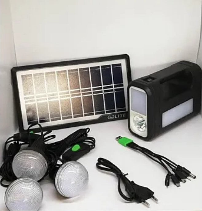 Kit solar GD-Lite 8017 dotat cu dispozitive USB cu 3 becuri LED + acumulator de mare capacitate XL